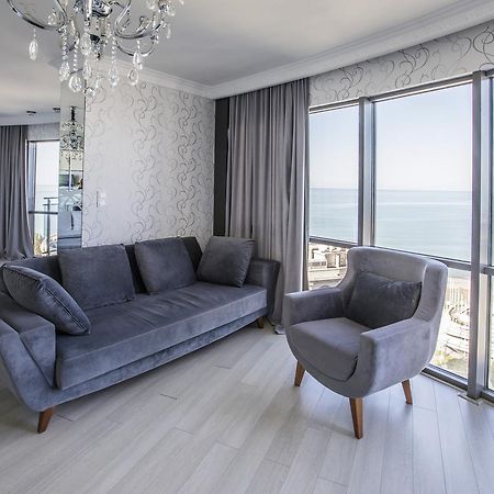 Tina'S Apartments With Panoramic Sea View บาทูมิ ภายนอก รูปภาพ